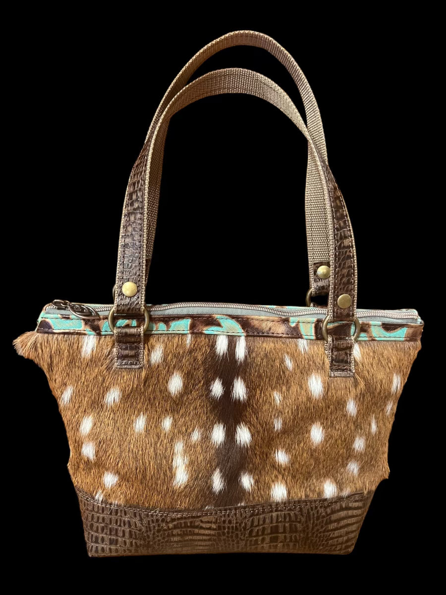 Mana Axis Zipper Bucket Purse